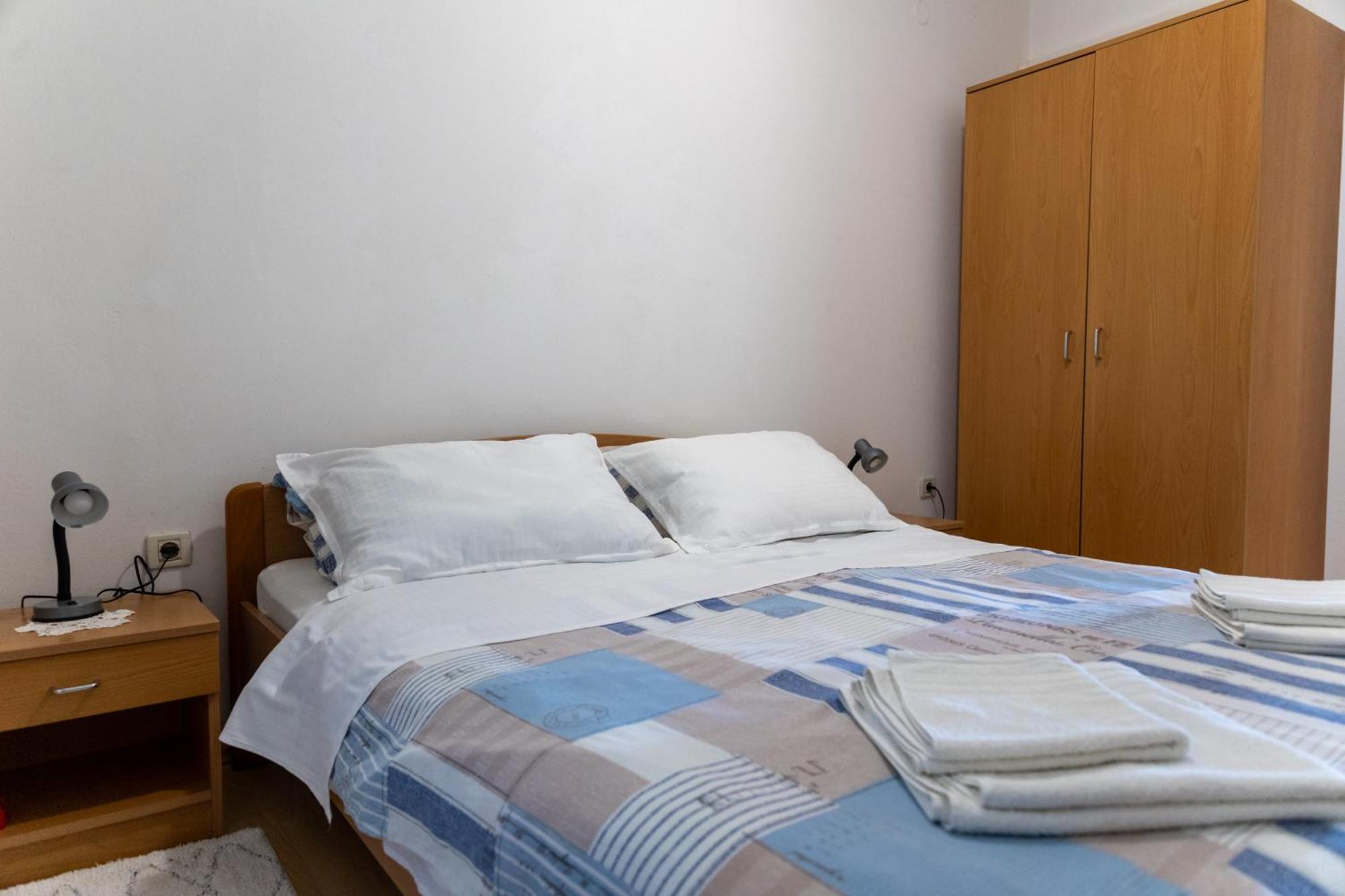 Zal Beach Apartments Prižba Esterno foto